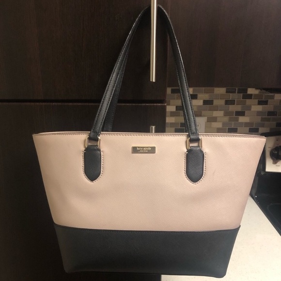 kate spade Handbags - Kate Spade Purse
